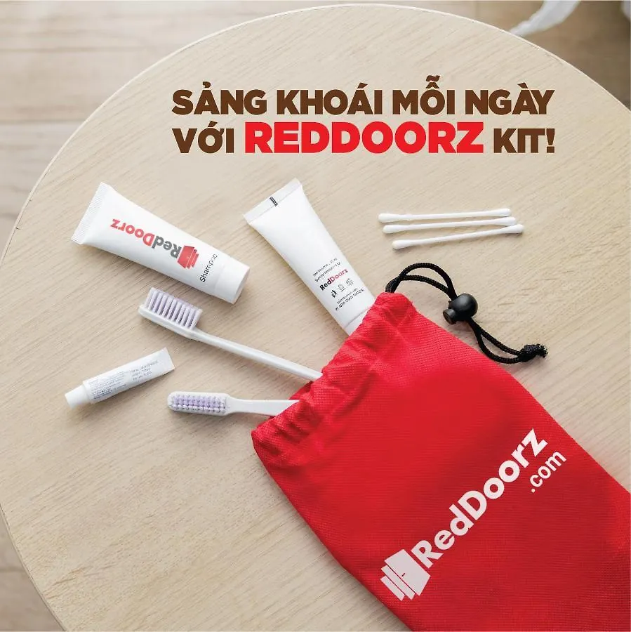 Reddoorz Romarin Hotel Ho Şi Min 2*,